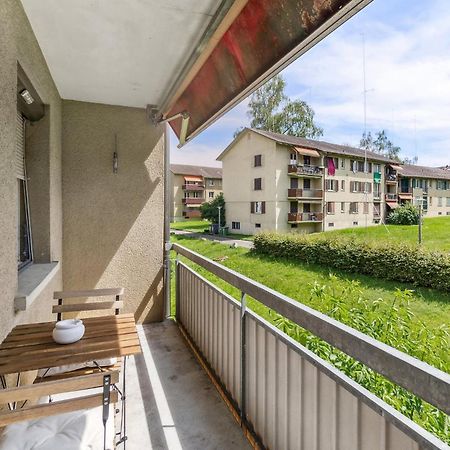 Affordable Comfort In Zurich Apartment Exterior foto